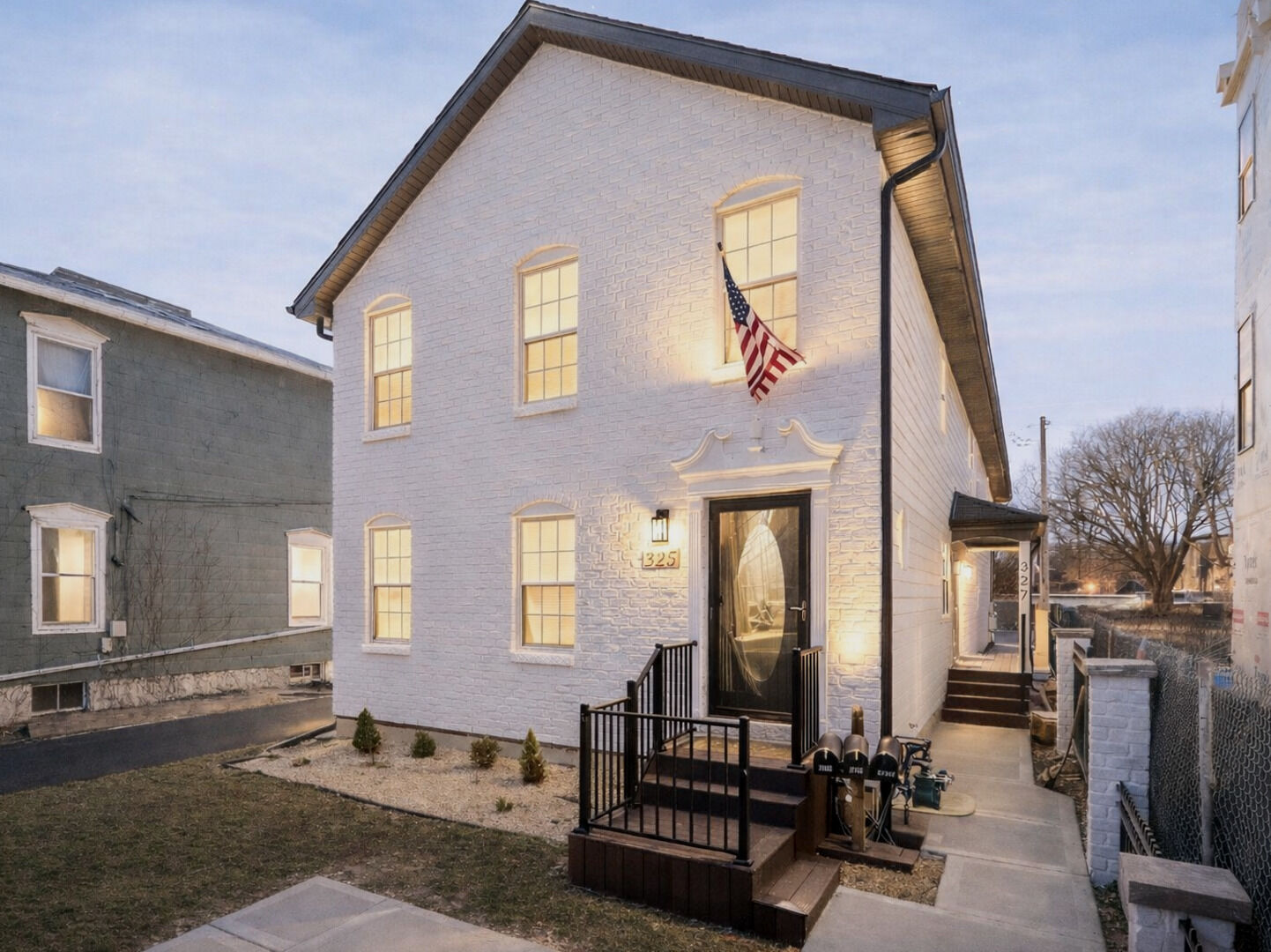 Property Photo: 325-327 N Loomis Street IL 60540