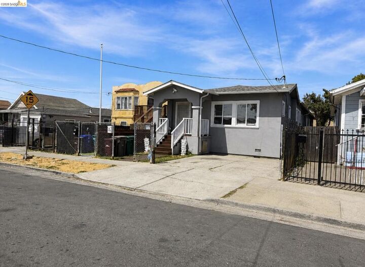 Property Photo:  1317 83rd Ave  CA 94621 