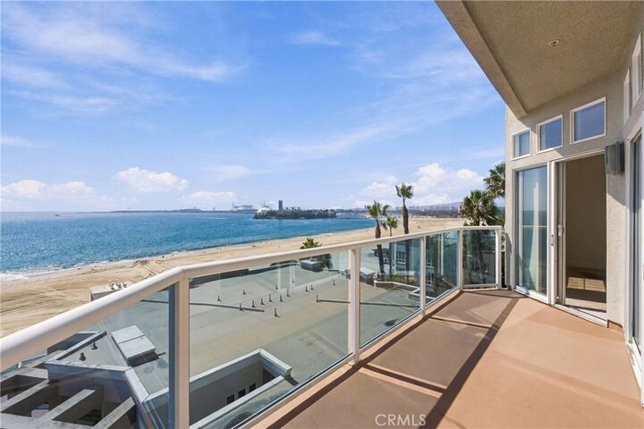 Property Photo:  1500 E Ocean 718  CA 90802 