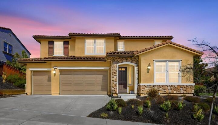 Property Photo:  2309 Encanto Way  CA 94568 