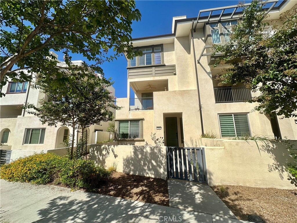 Property Photo:  131 Episode  CA 92618 