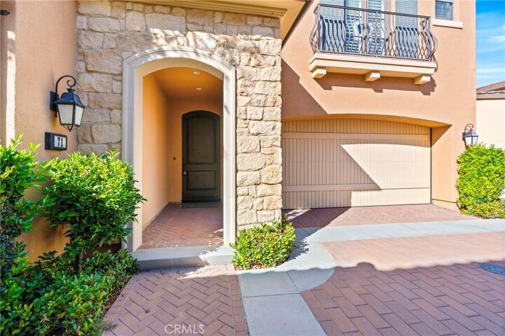 Property Photo:  71 Brixton  CA 92620 