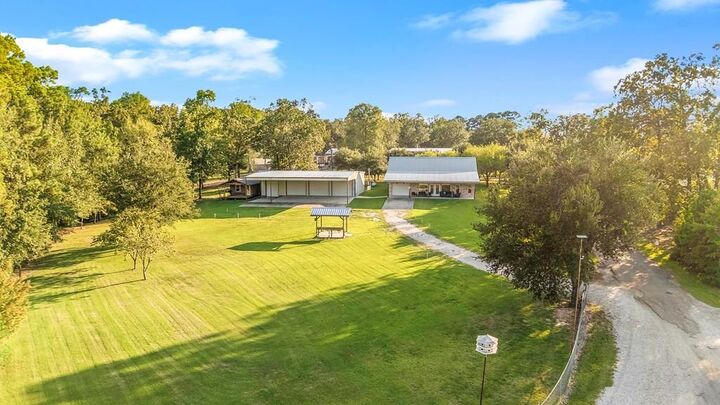 Property Photo:  231 Shorewood  TX 75980 
