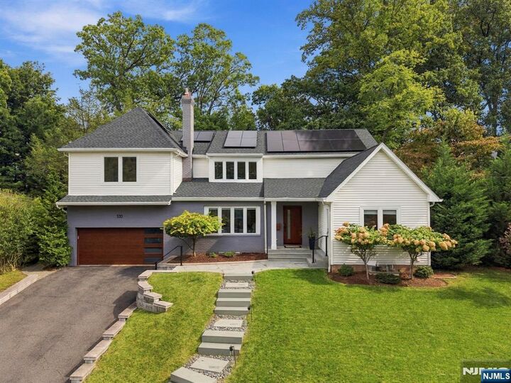 Property Photo:  533 Ridgeland Terrace  NJ 07605 