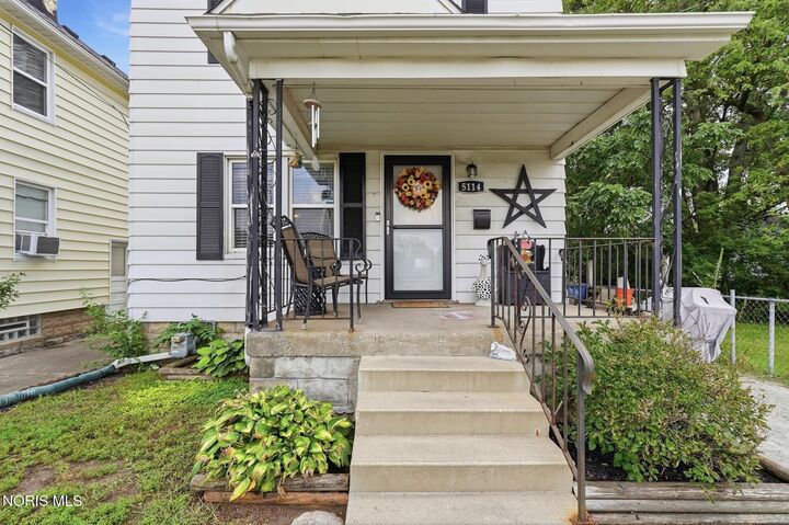 Property Photo: 5114 Douglas Road OH 43613