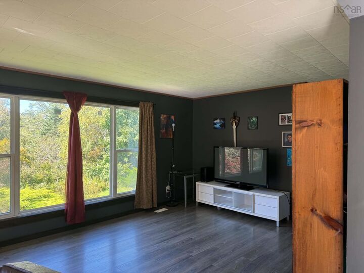 Property Photo:  101 Tinkham Road  NS B5A 5J3 