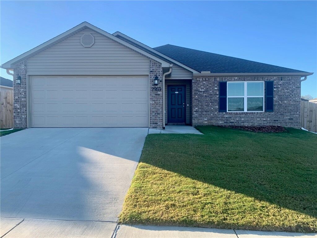 Property Photo:  2959 W Azurite Street  AR 72704 