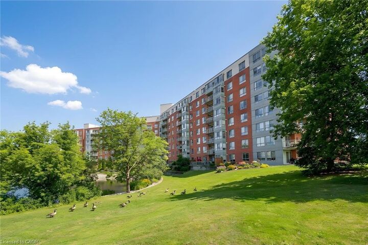 Property Photo:  30 Blue Springs Drive 307  ON N2J 4T2 