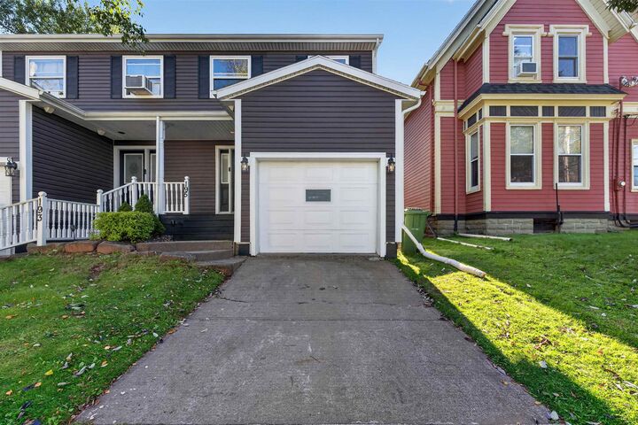 Property Photo:  195 Hillsborough Street  PE C1A 4W8 