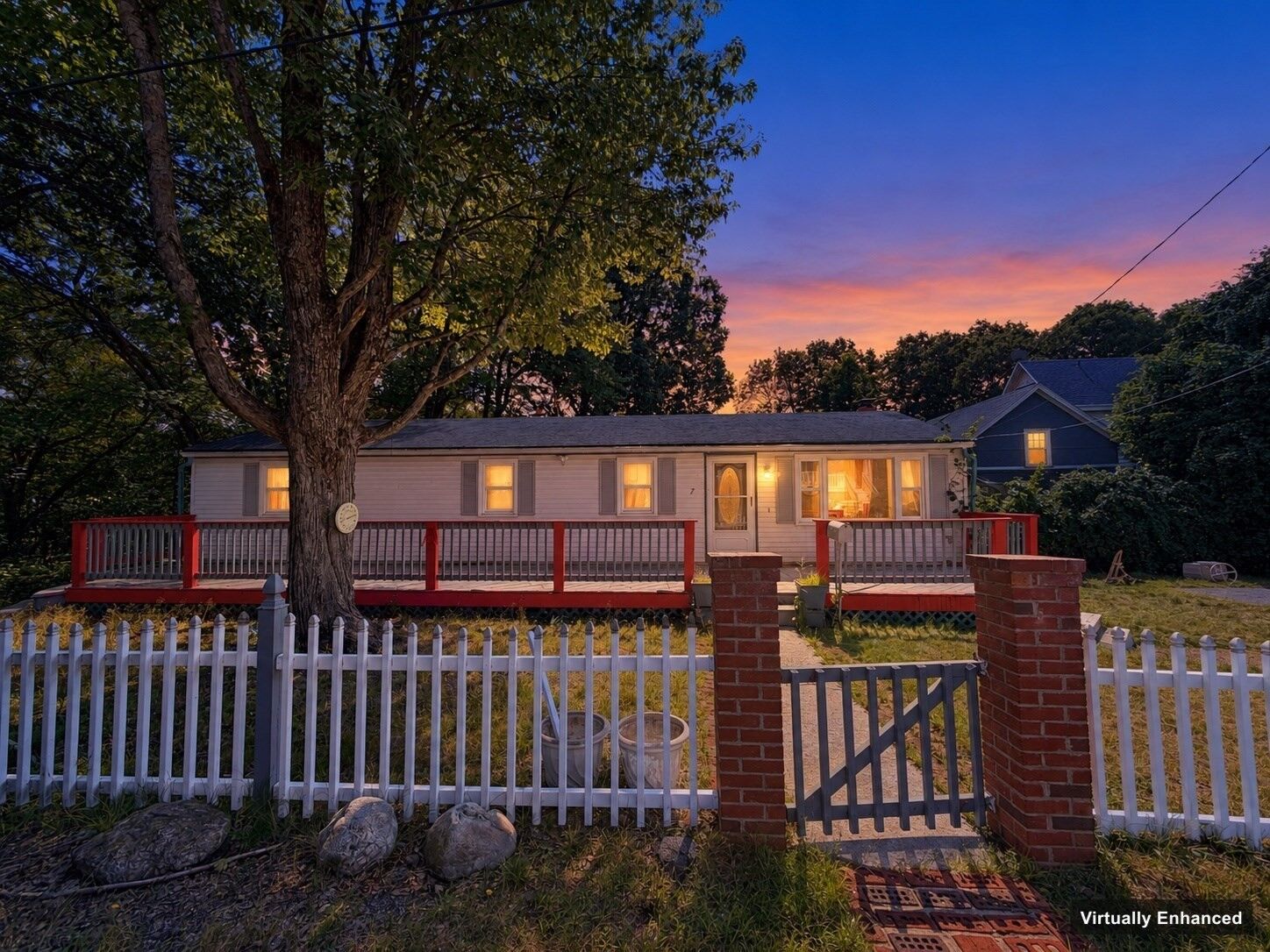 Property Photo:  7 Upton St  MA 01420 