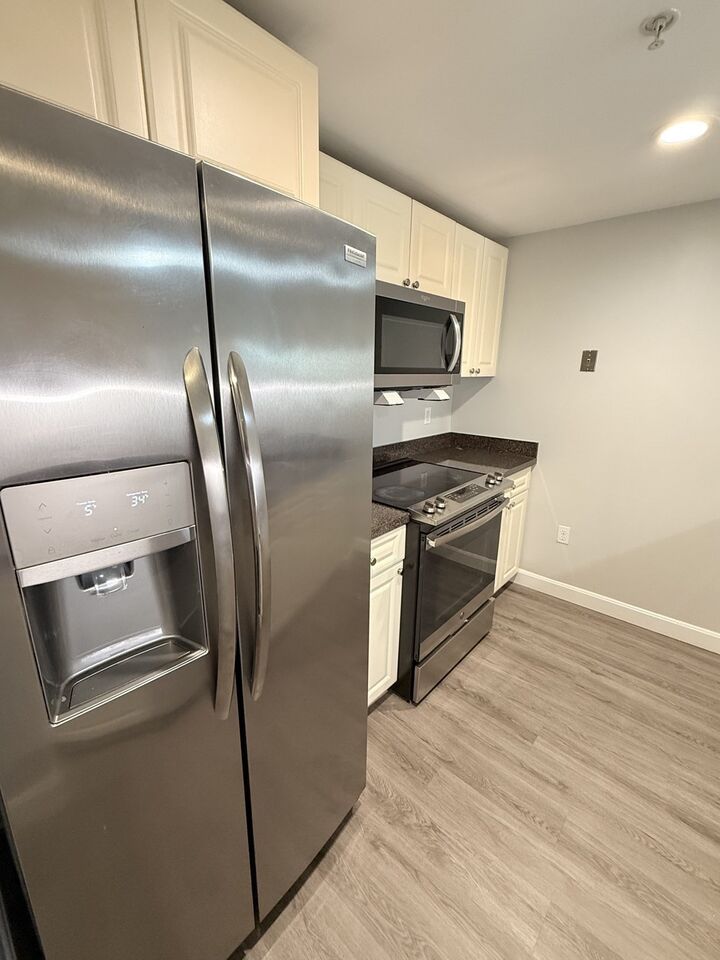 Property Photo:  1 Nassau Street 409  MA 02111 