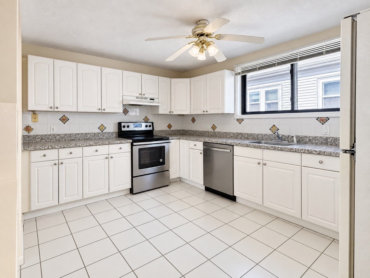 Property Photo:  41 High 3  MA 02149 