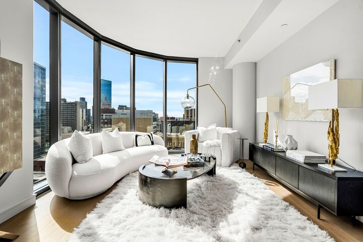 Property Photo:  55 Lagrange St Ph21b  MA 02116 