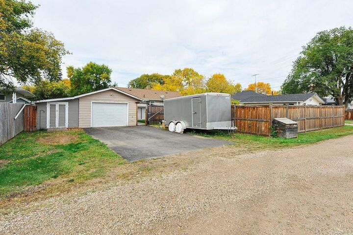Property Photo:  5117 49 Street  AB T0B 1A0 