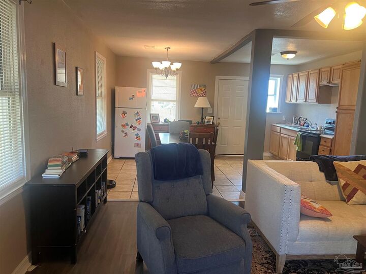 Property Photo:  103 NW Kalash Rd  FL 32507 