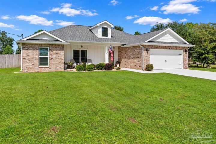 Property Photo: 8278 Tortuga St FL 32566