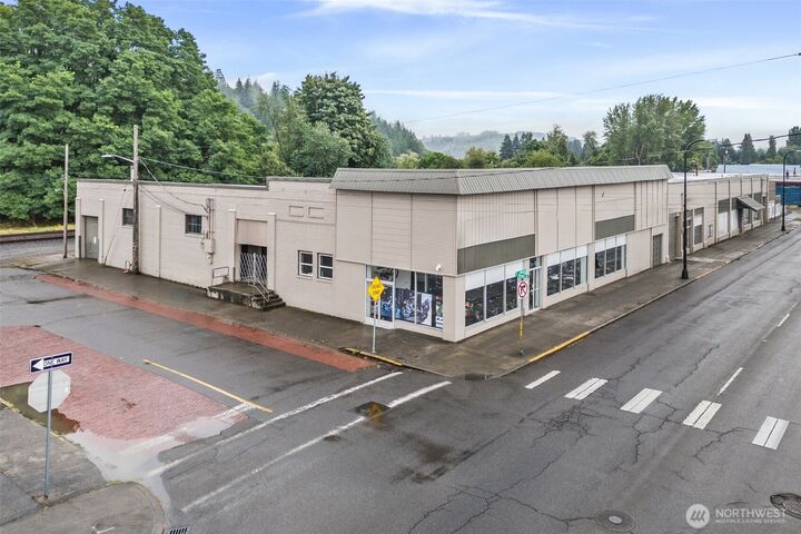 Property Photo:  300 S Tower Avenue  WA 98531 