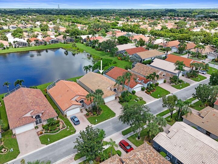 Property Photo:  5303 Wycombe Avenue  FL 33437 