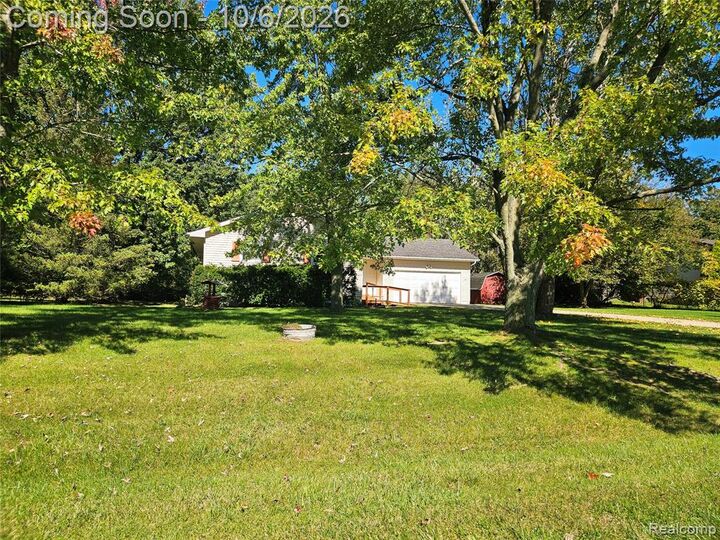 Property Photo: 2583 Breezeway Street MI 48461