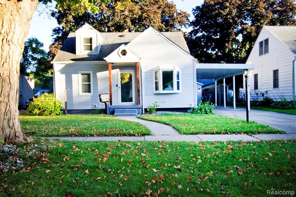 Property Photo: 1521 Mulberry Lane MI 48507
