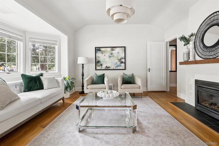 Property Photo:  450 Elm Street  CO 80220 