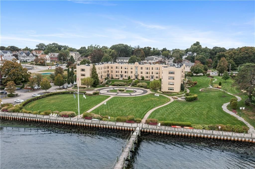 Property Photo:  1180 Narragansett Boulevard F2  RI 02905 