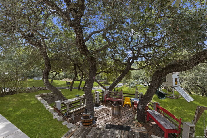 Property Photo: 2502 Park Road 37 TX 78023