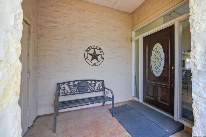 Property Photo:  752 Taylor Pt  TX 78163 
