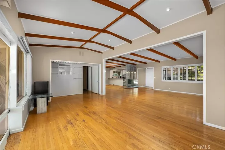 Property Photo:  595 Rim Road  CA 91107 