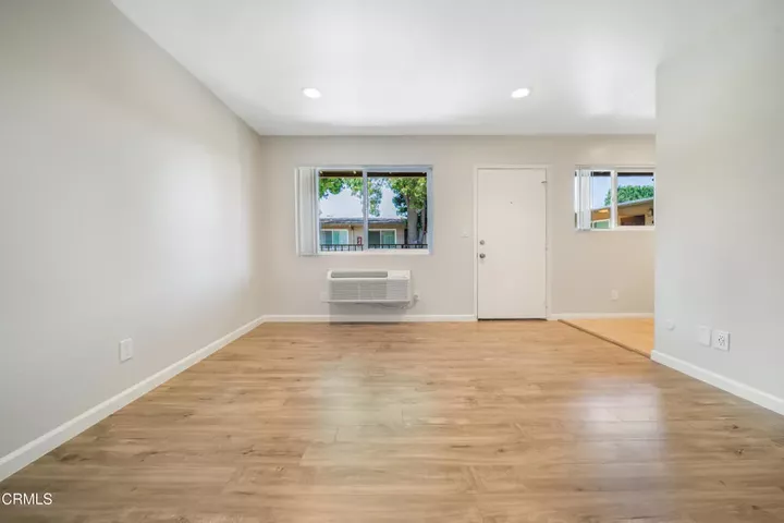 Property Photo:  761 E Orange Grove Boulevard 12  CA 91104 