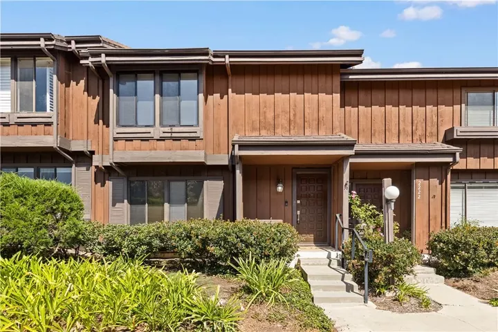 Property Photo:  2220 Mount Shasta Drive  CA 90732 