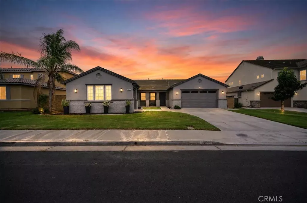 Property Photo:  14099 Springwater  CA 92880 