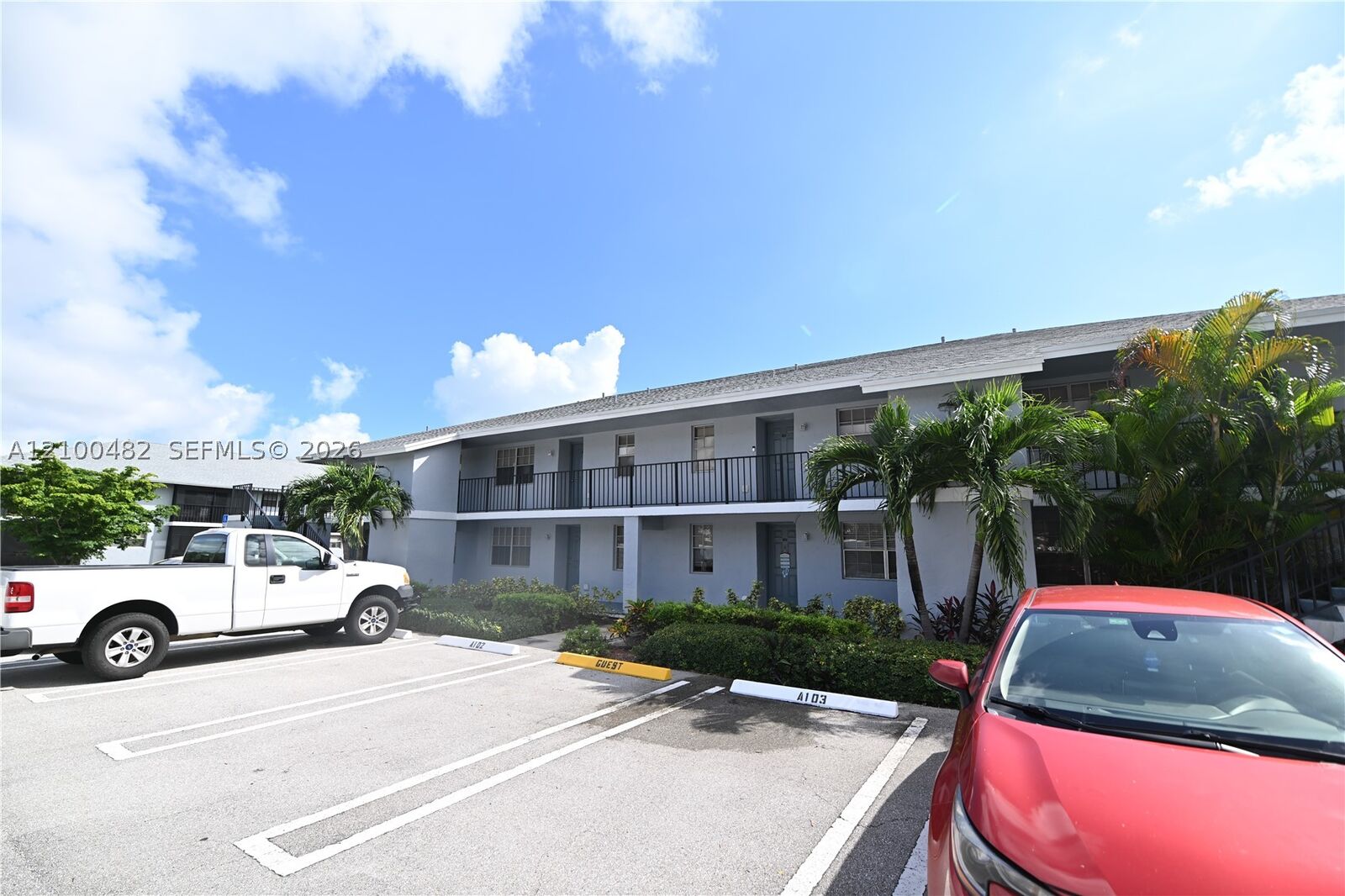 Property Photo:  905 Southridge Rd 202A  FL 33444 