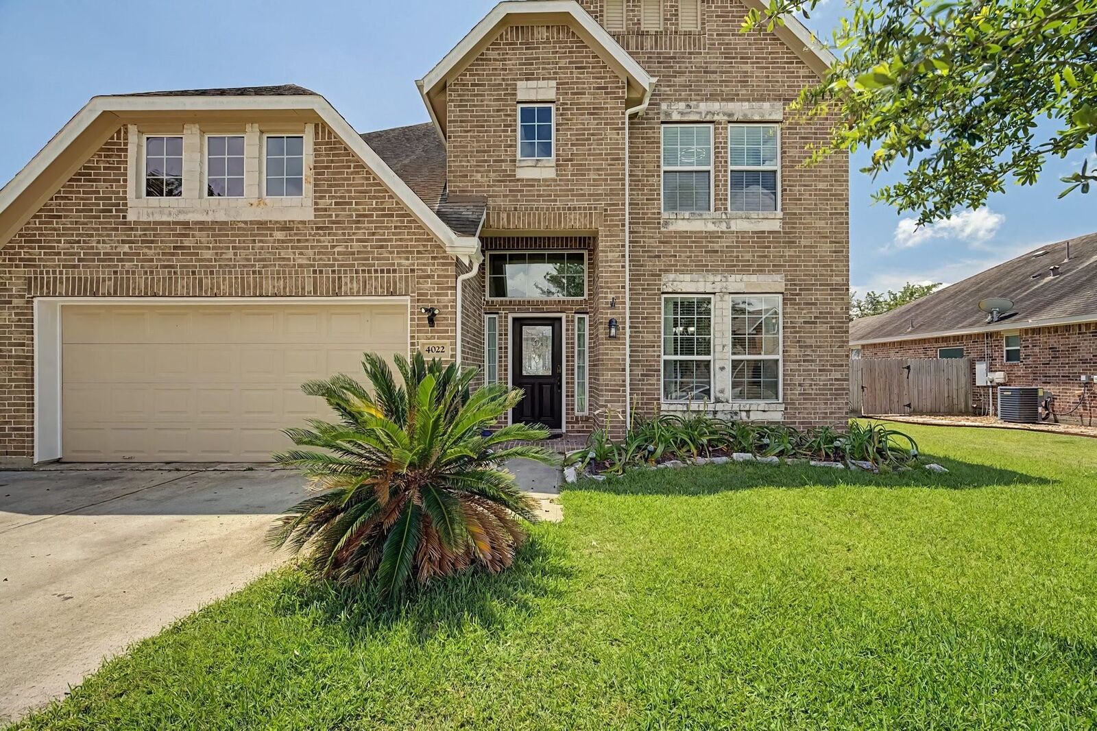 Property Photo:  4022 Cypress Point Dr.  TX 77523 