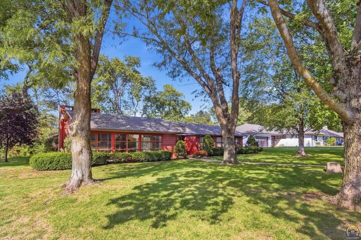 Property Photo: 3640 SW Drury Ln KS 66604