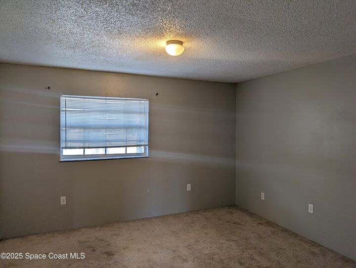 Property Photo:  269 Ulster Court  FL 32935 