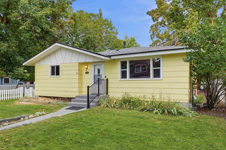 Property Photo:  2926 W Sinto Ave  WA 99201 