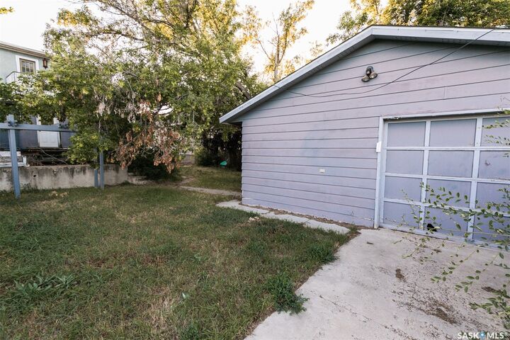 Property Photo:  306 Saskatchewan Avenue  SK S0L 1R0 