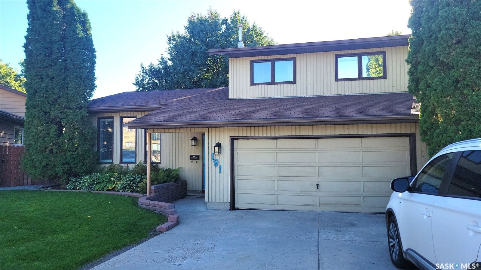 Property Photo:  191 Neatby Place  SK S7M 4W8 