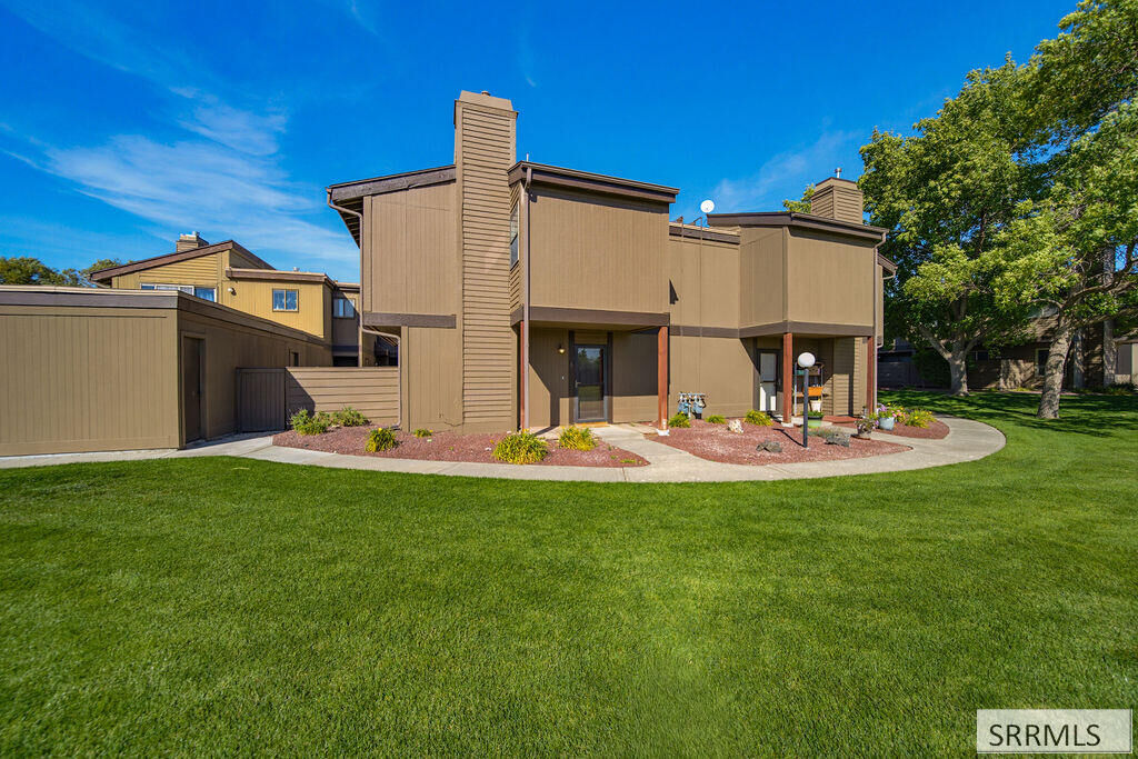 Property Photo:  1405 Presto Street 6  ID 83402 