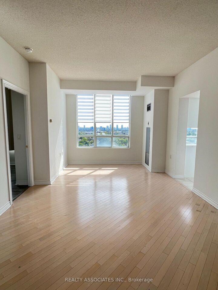 Property Photo:  2627 McCowan Road Lph17  ON M1S 5T1 