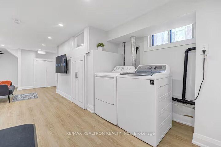 Property Photo:  377 Taylor Mills Drive N Bsmt  ON L4C 2V1 