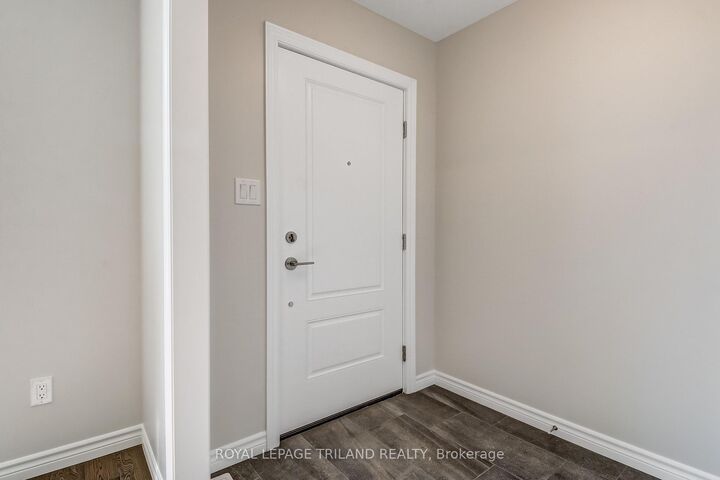 Property Photo:  283 Ridout Street  ON N0L 2C0 