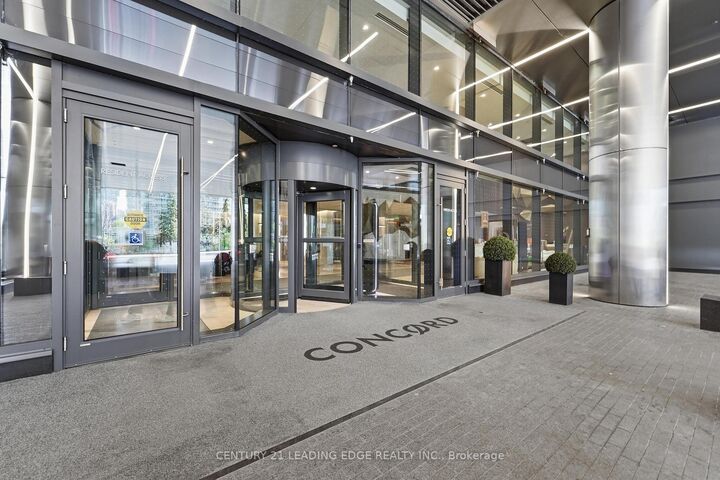 Property Photo:  3 Concord Cityplace Way 622  ON M5V 0X4 