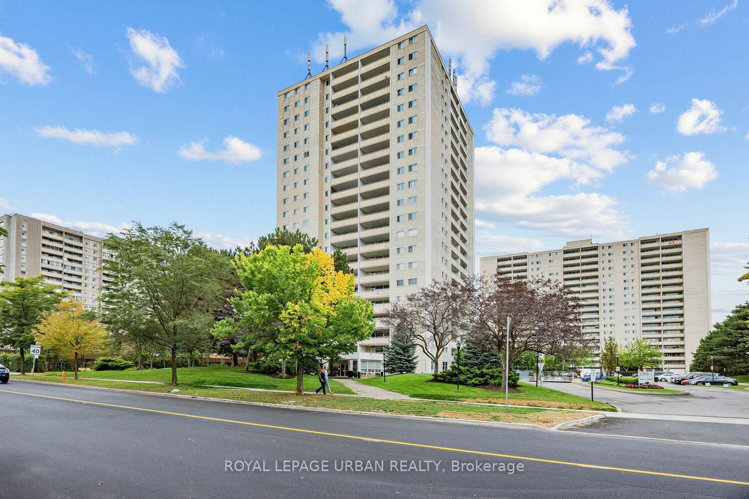 Property Photo:  1350 York Mills Road 1201  ON M3A 1Z9 