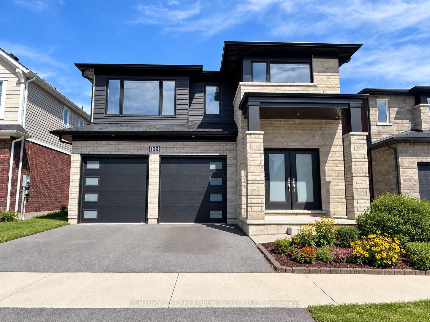 Property Photo:  109 Acacia Road  ON L3E 0G4 