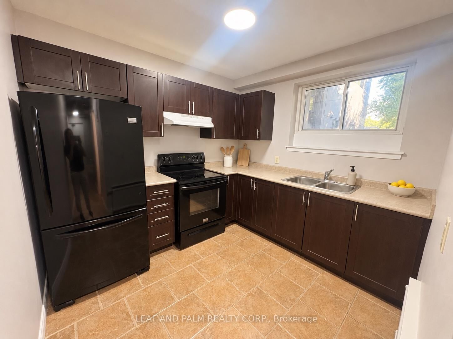 Property Photo:  366 Penn Avenue  ON L3Y 2S9 