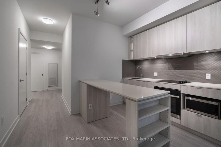 Property Photo:  11 Yorkville Avenue 702  ON M4W 1L2 