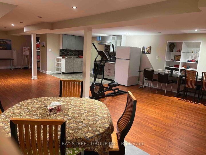 Property Photo:  26 Stave (Lower) Crescent  ON L4C 9J9 