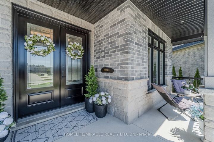 Property Photo:  245 Tamarack Boulevard  ON N4S 0E4 